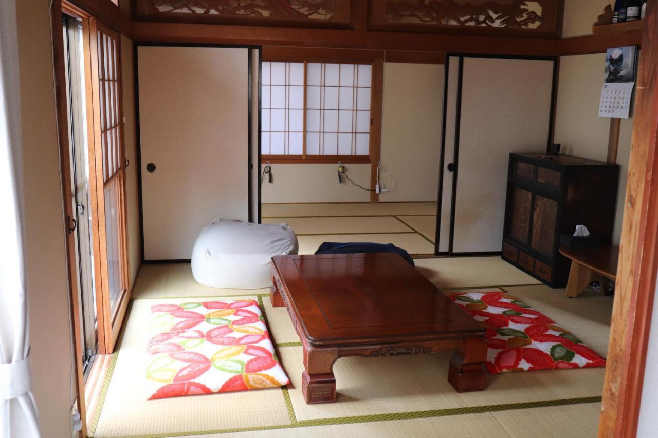 Guesthouse Oyado Iizaka Fukushima  Bagian luar foto